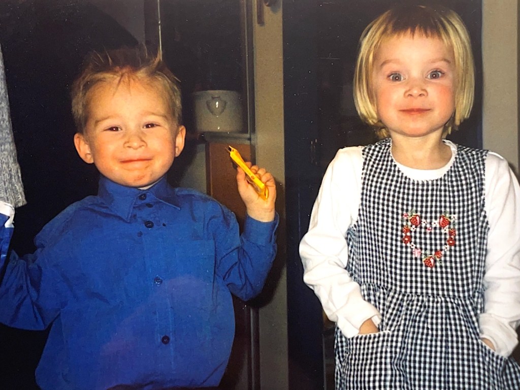 Dette bildet har en tom alt-tekst; dets filnavn er magnus-og-mia.jpg